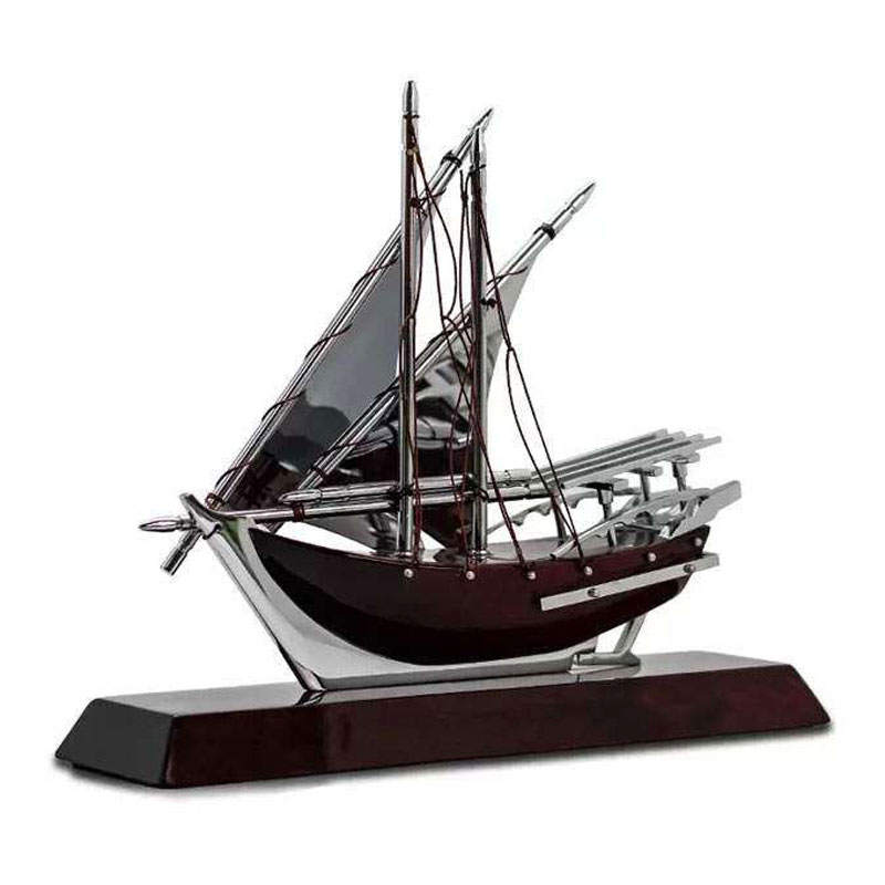 Traditional Arabian Dhow Boat (Silver) with Wooden Base CG0261