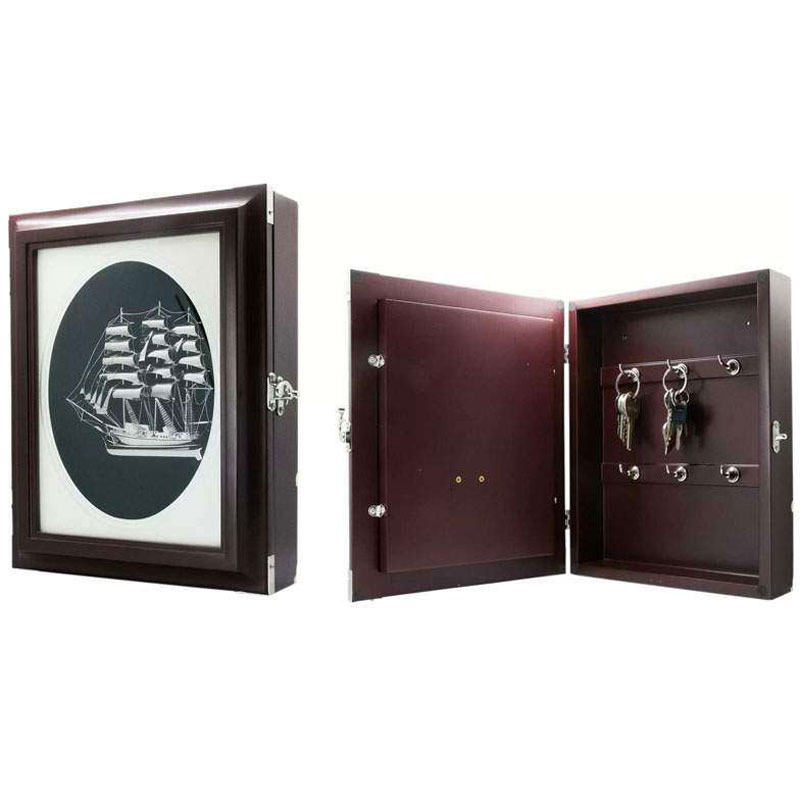 Traditional Key Holder Case with Sailboat Design CG0266